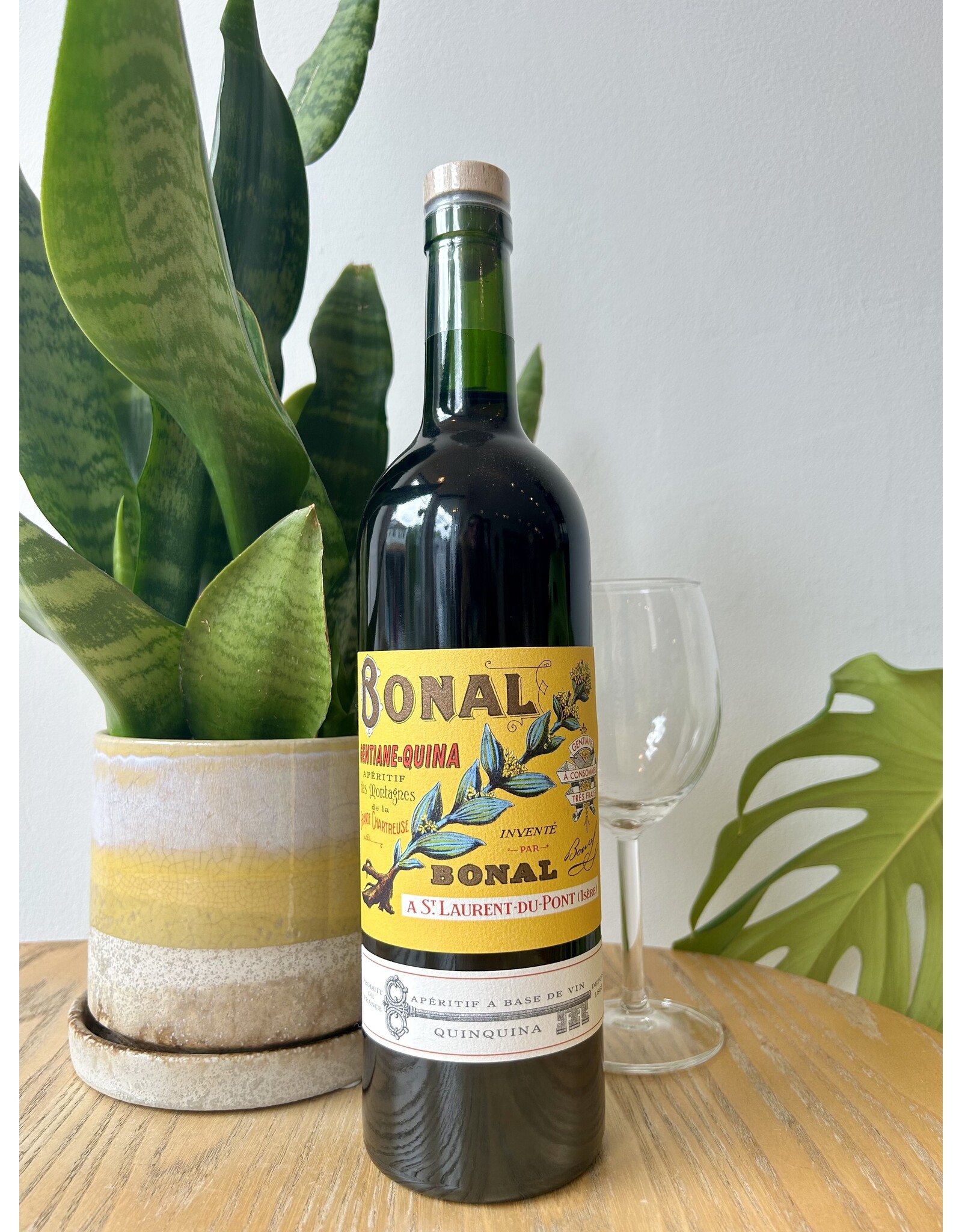 Bonal Gentiane Quina Aperitif