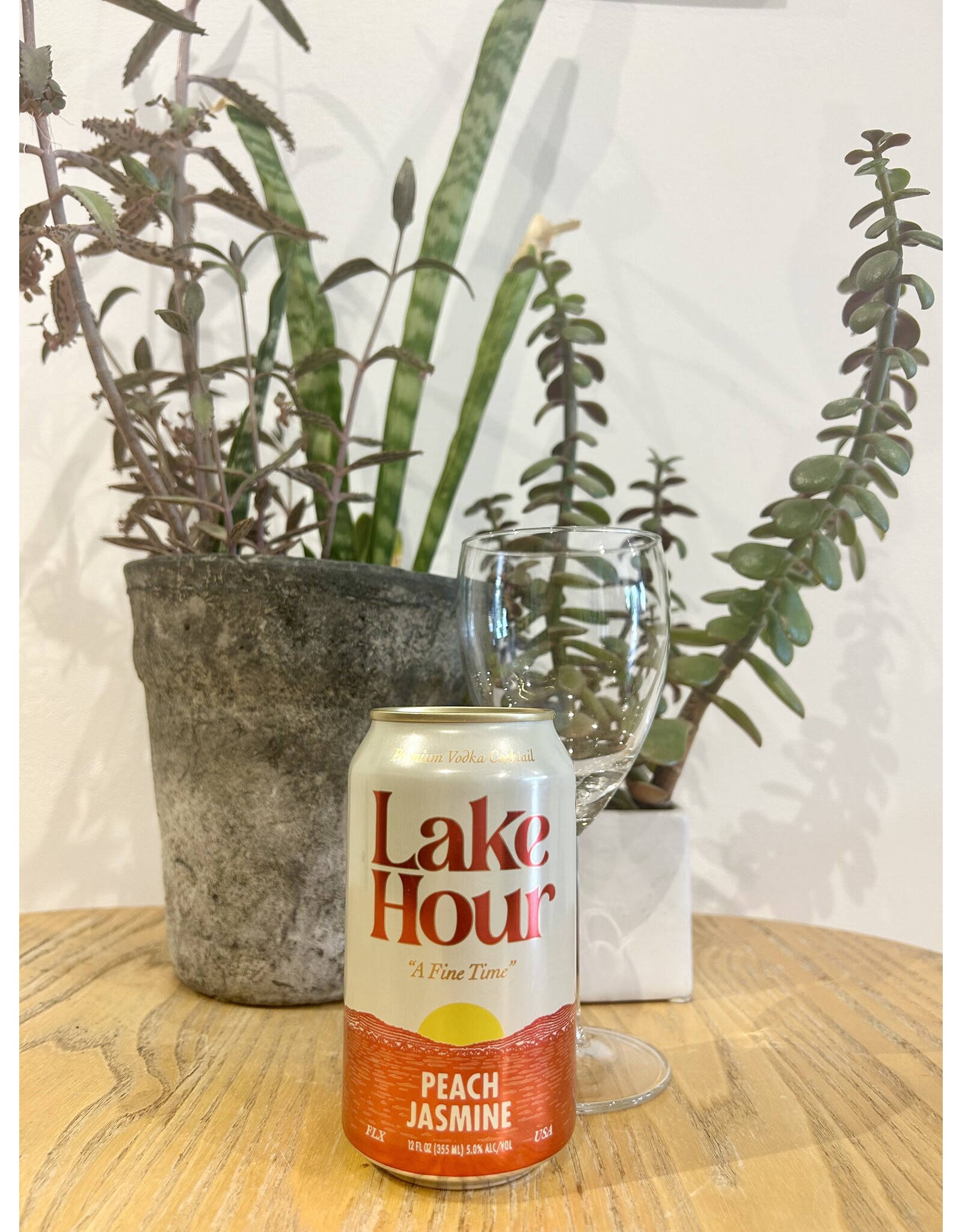 Lake Hour Peach Jasmine Vodka Cocktail