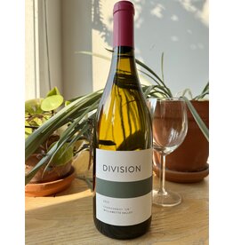 Division Wine Company "Un" Chardonnay 2023