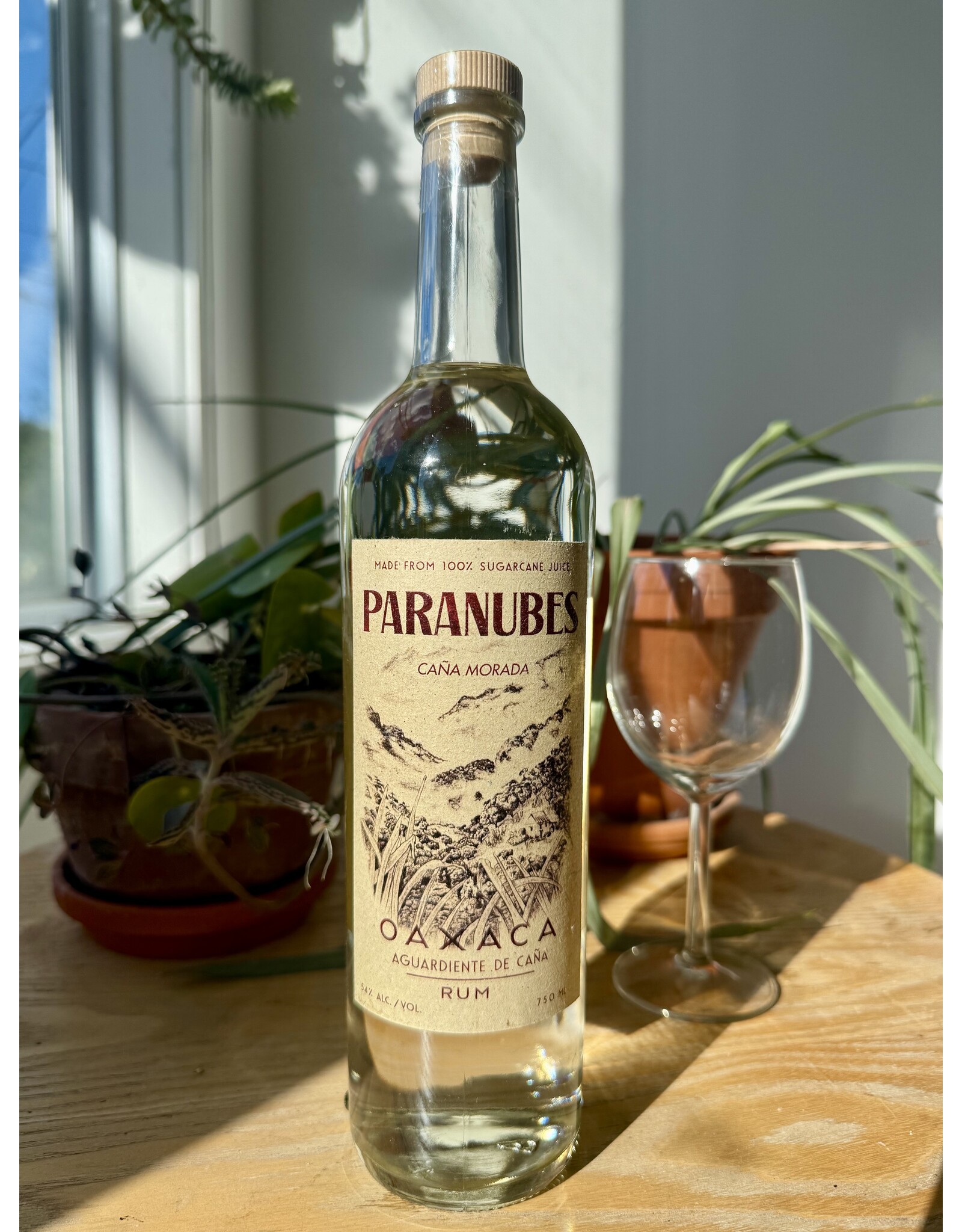 Paranubes Cana Morada Aguardiente de Cana Rum