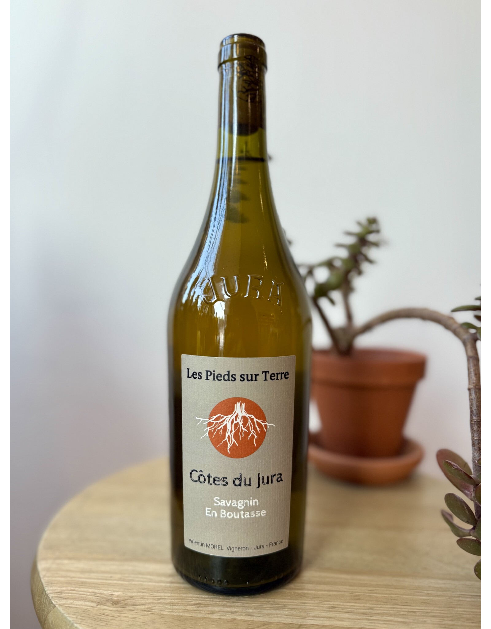 Valentin Morel Les Pieds sur Terre Savagnin en Boutasse Maceration Cotes du Jura 2023
