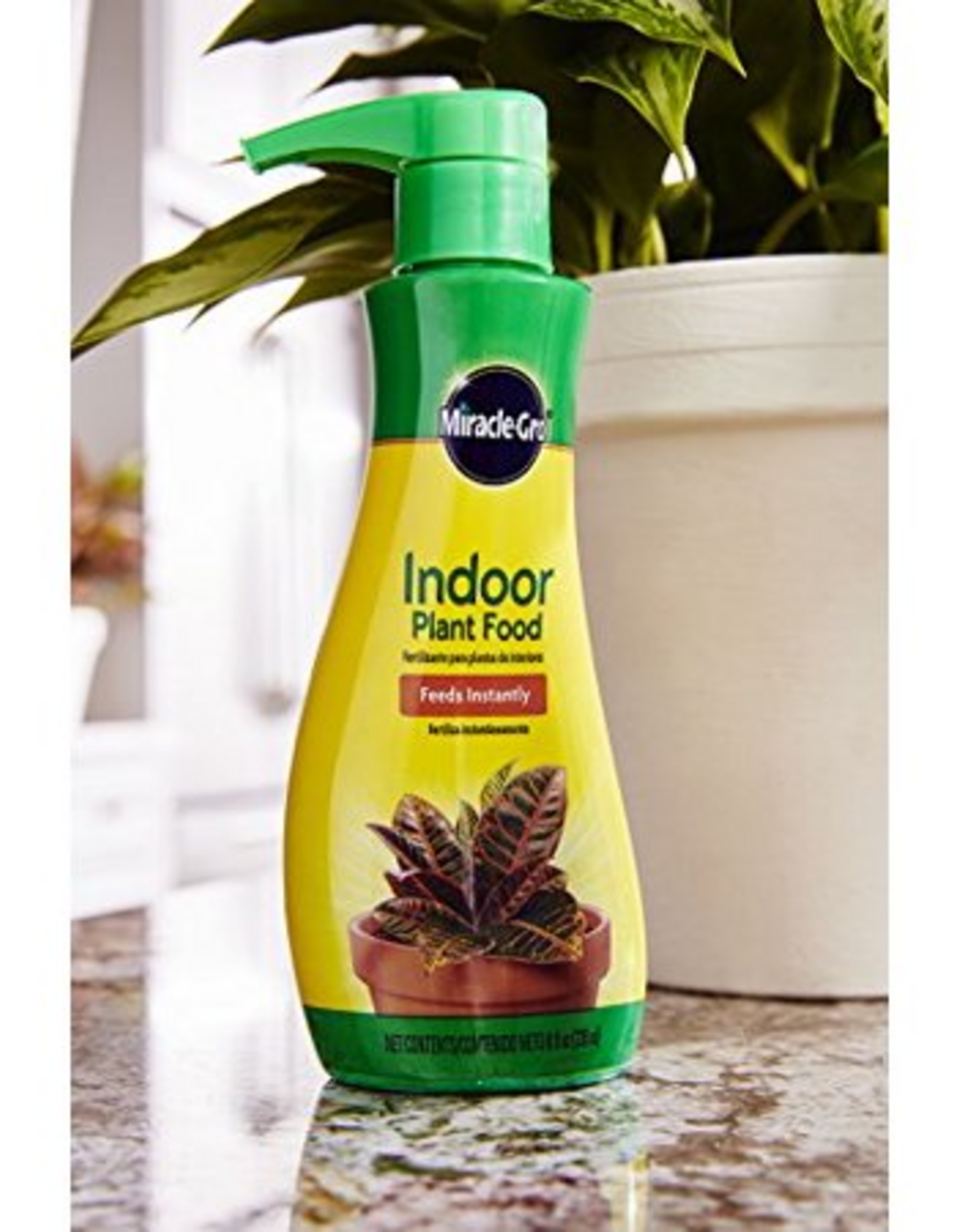 Miracle-Gro Miracle-Gro Indoor Plant Food Liquid - 8 Oz.