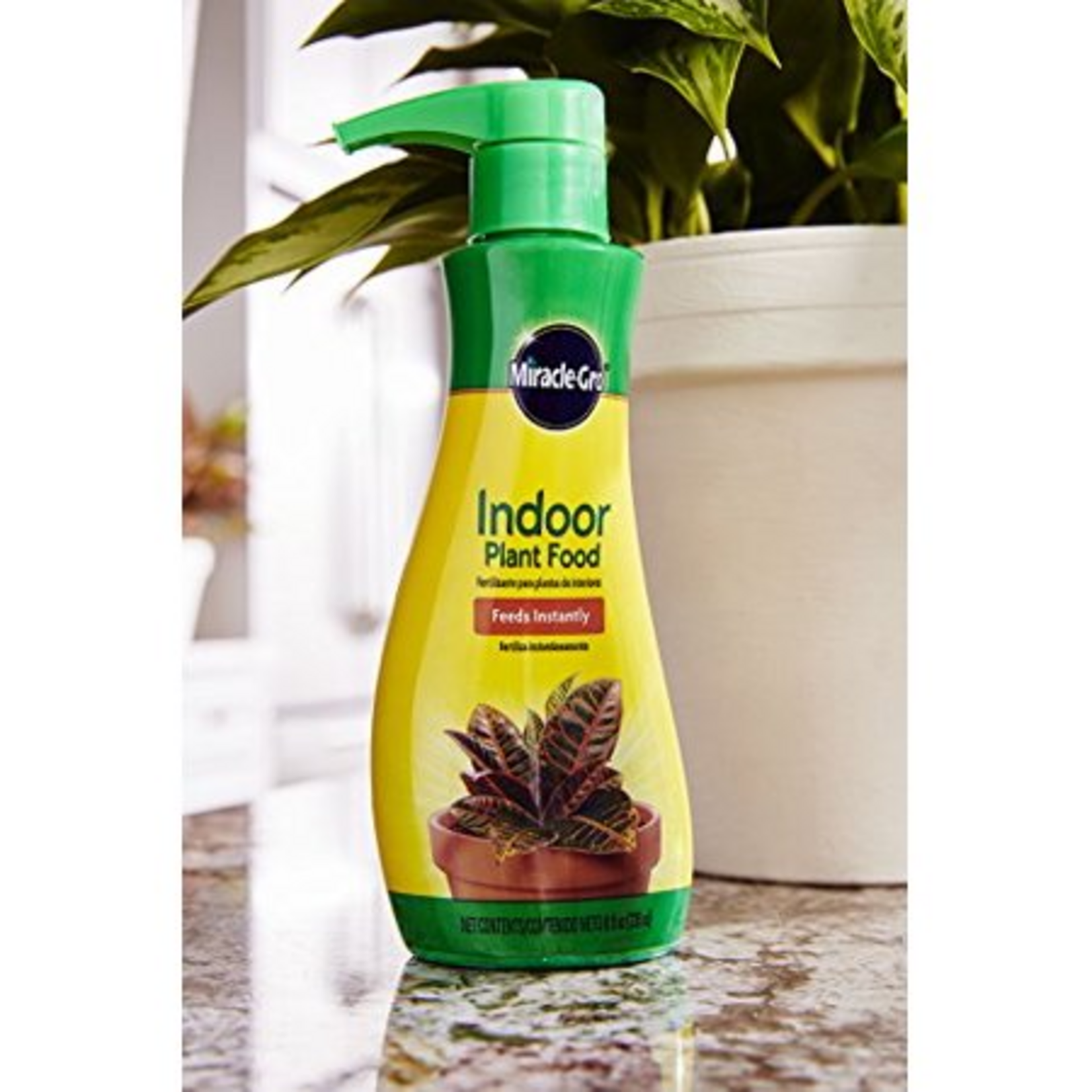 Miracle-Gro Miracle-Gro Indoor Plant Food Liquid - 8 Oz.