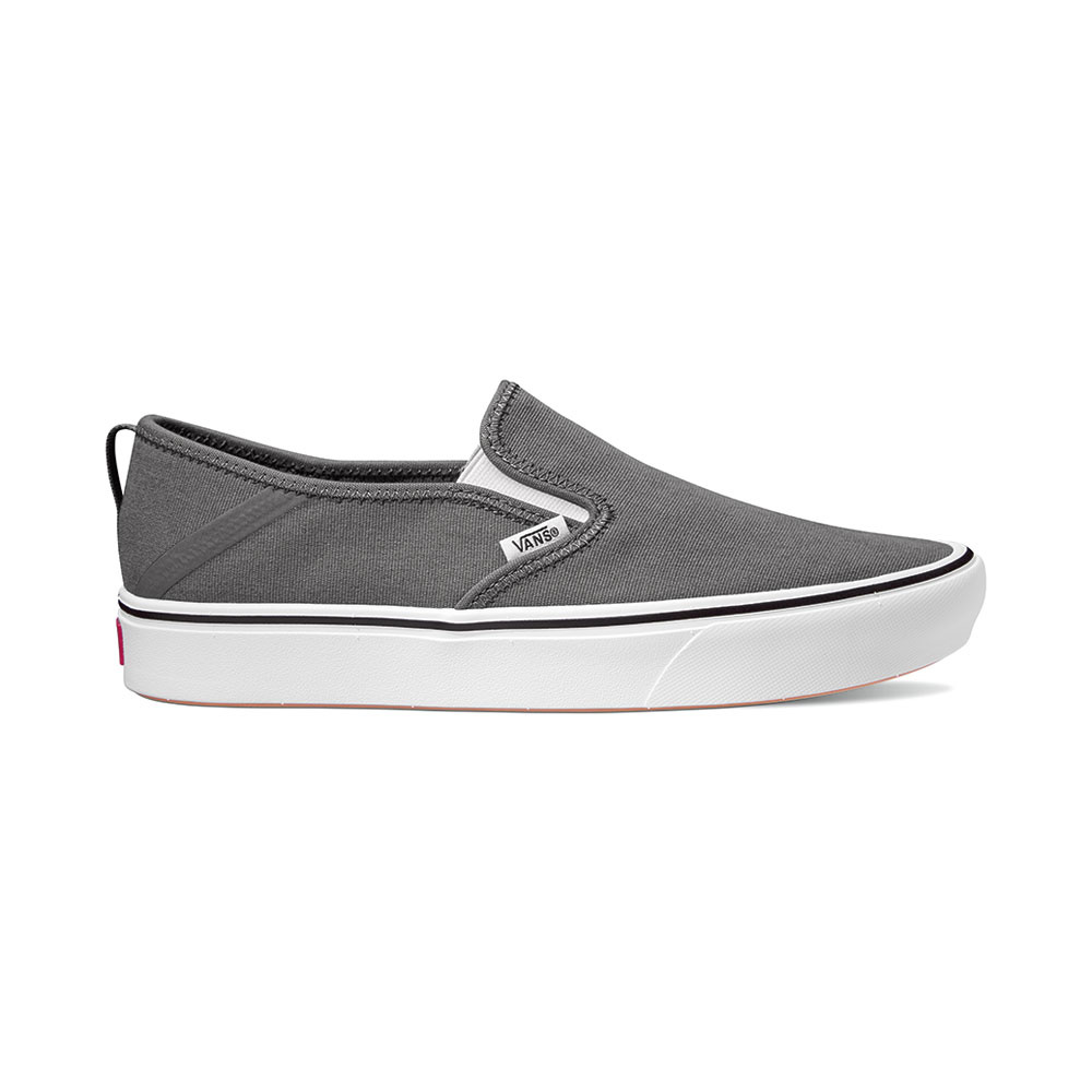 vans mens slip on white