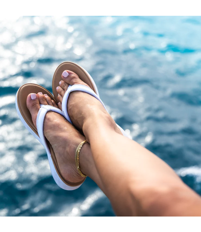 REEF WOMENS CUSHION CLOUD SANDALS WHITE/TAN