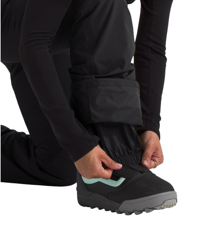 THE NORTH FACE WOMENS FREEDOM INSULATED BIB PANT REGULAR BLACK-NPF 2026