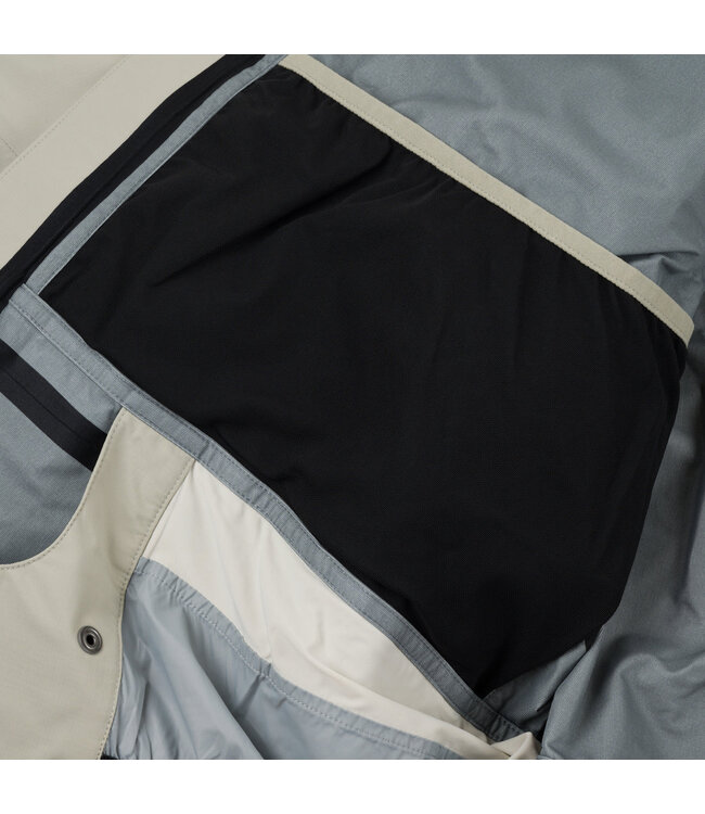 SOUVENIR 3 PLY RIPSTOP SHELL JACKET PUTTY 2026