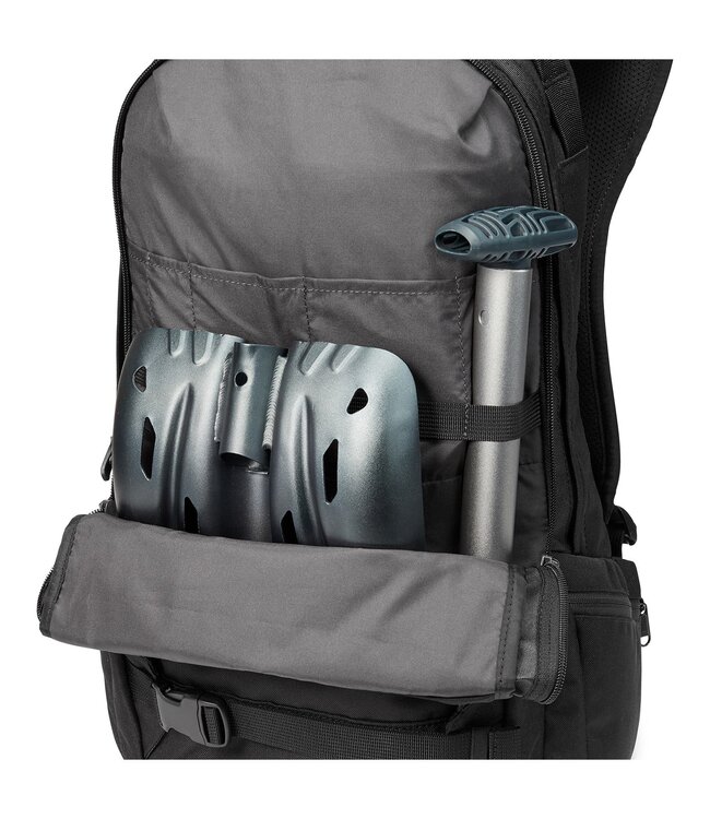 DAKINE MISSION 25L BACKPACK 2026
