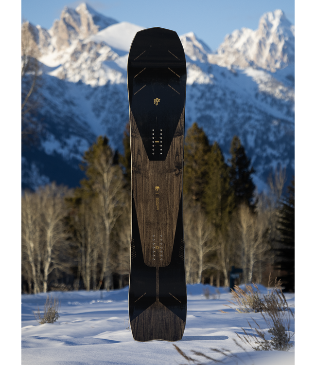 ARBOR BRYAN IGUCHI PRO SNOWBOARD 2026