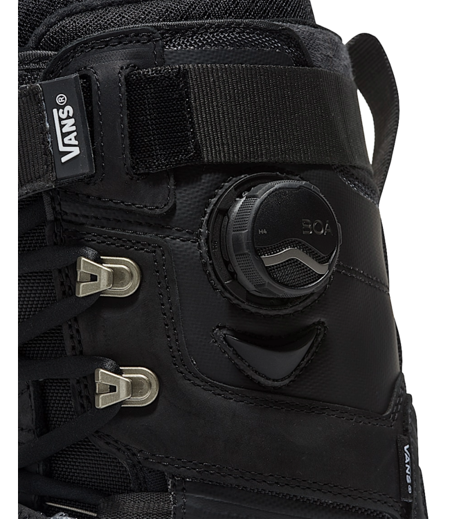 VANS INFUSE SNOWBOARD BOOTS BLACK/WHITE 2026