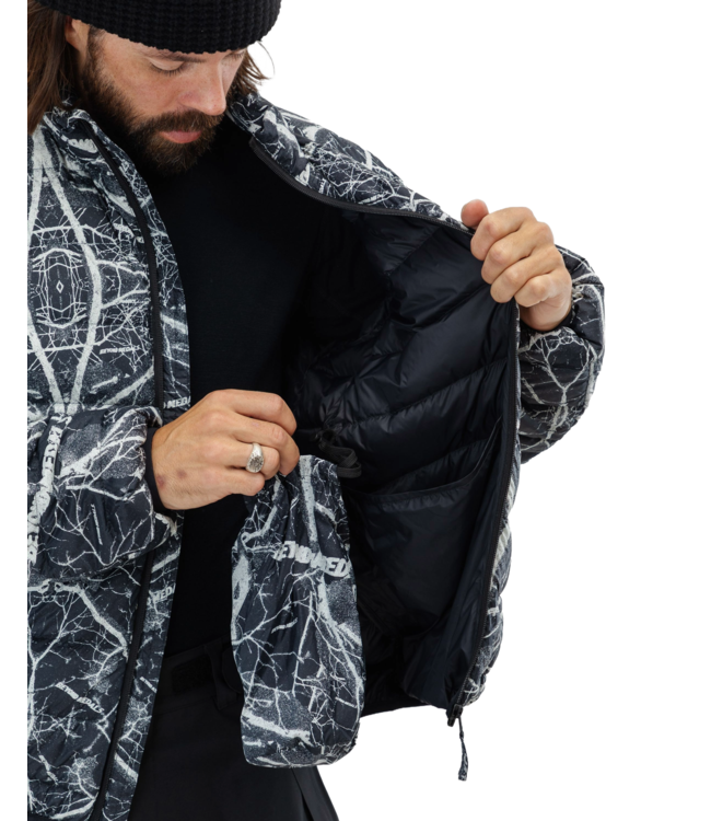 BEYOND MEDALS PACK DOWN JACKET SHIRAKABA 2026