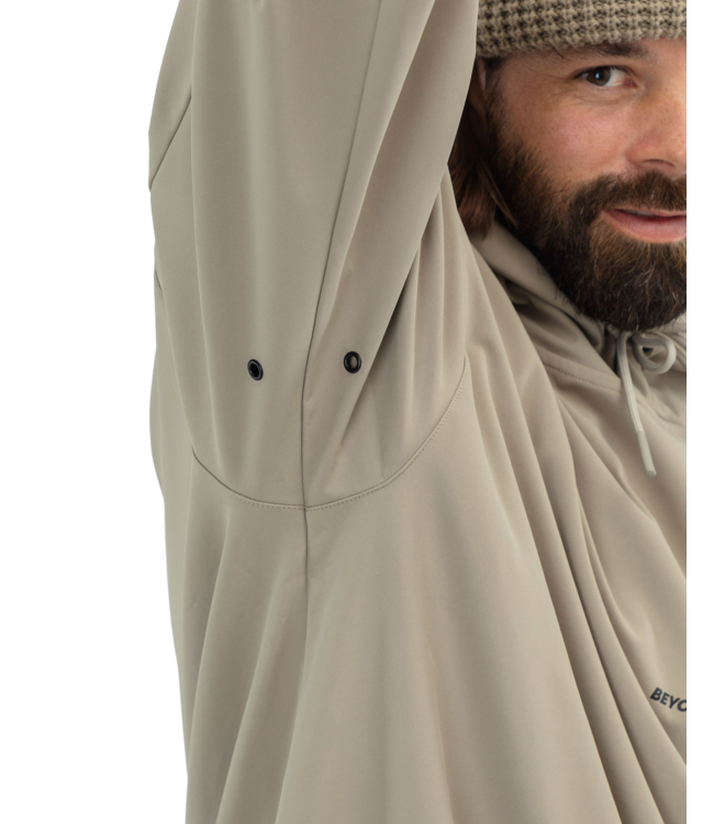 BEYOND MEDALS SOFTSHELL HOODIE BEIGE 2026