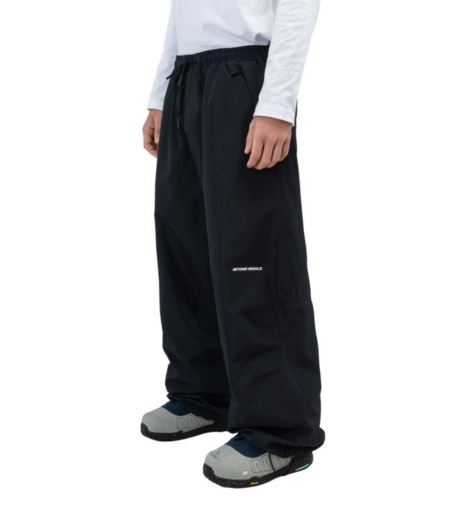 BEYOND MEDALS PARK PANTS BLACK 2026