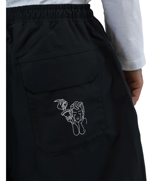 BEYOND MEDALS PARK PANTS BLACK 2026