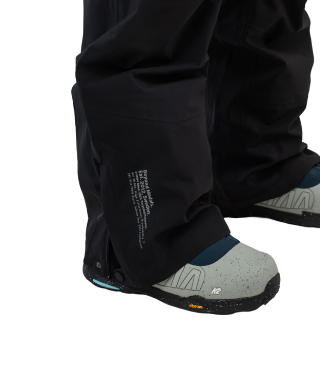 BEYOND MEDALS TECH 3L BIB PANTS BLACK 2026