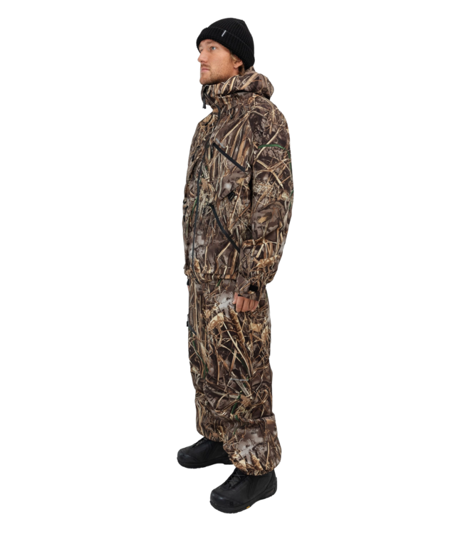 BEYOND MEDALS X PANT REAL TREE 2026