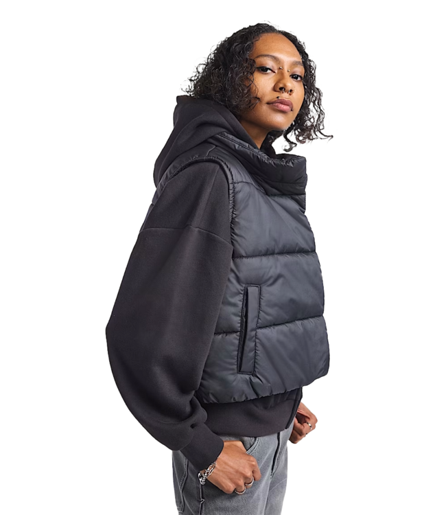 VANS WOMENS MTE HILLGATE CROPPED VEST BLACK 2026
