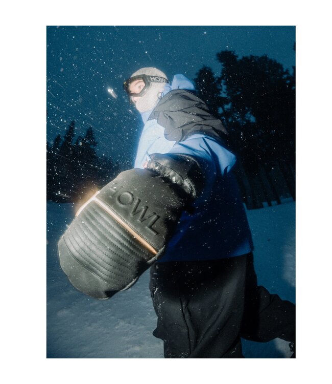 HOWL SEXTON MITT BLACK 2026