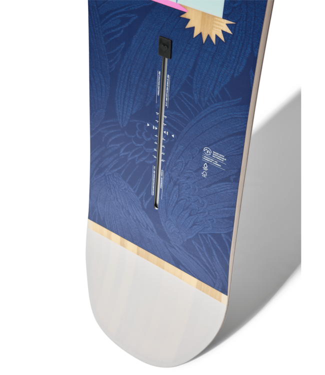 BURTON WOMENS YEASAYER SNOWBOARD 2026