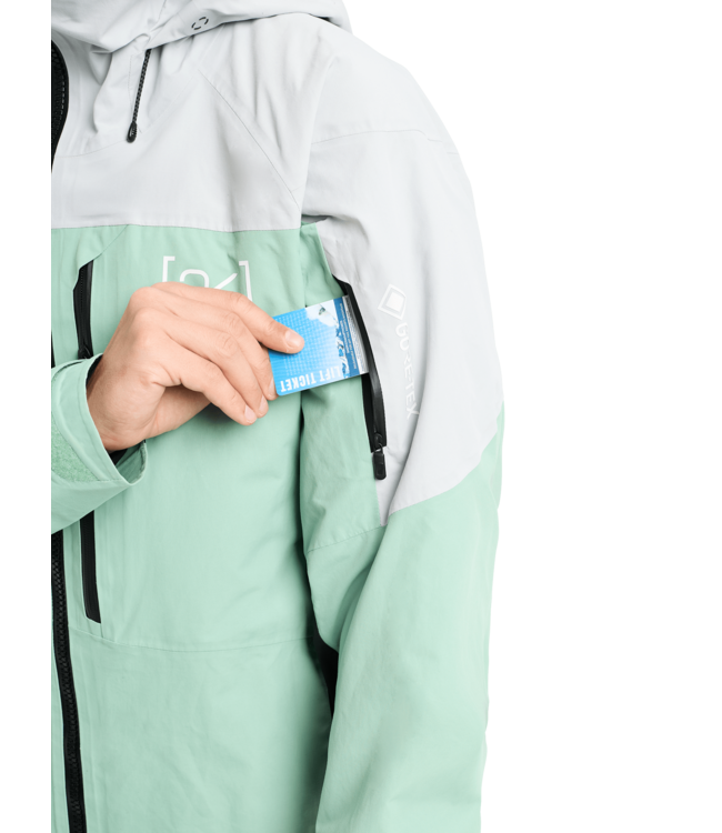 BURTON [AK] SWASH GORE-TEX JACKET GRAY CLOUD/SOFT SAGE/ TRUE BLACK 2026
