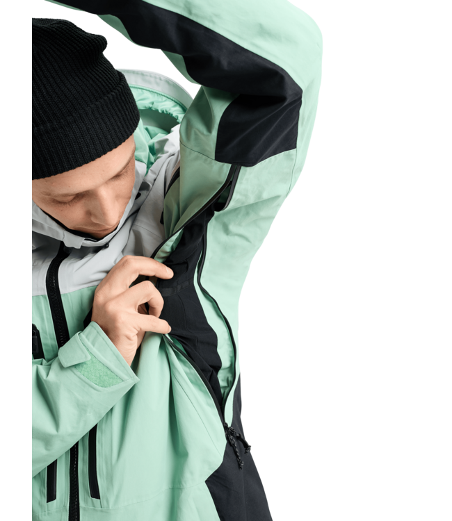 BURTON [AK] SWASH GORE-TEX JACKET GRAY CLOUD/SOFT SAGE/ TRUE BLACK 2026