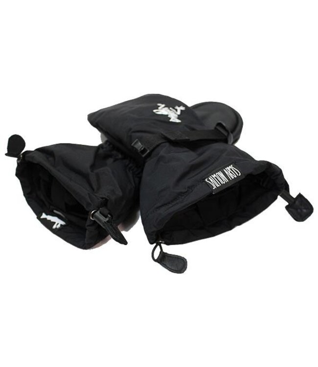 SALMON ARMS OVERMITT 2 ARMSTERYXXX 2026