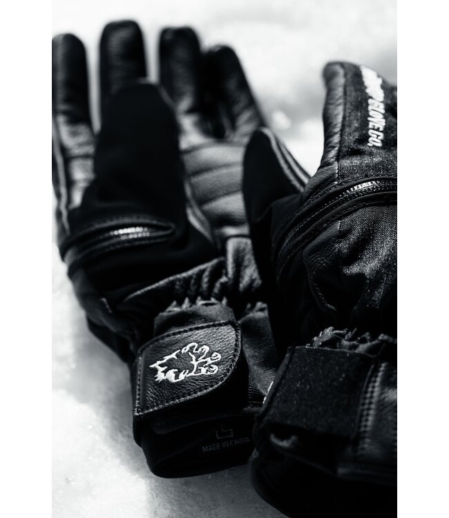 DEATHGRIP WEREWOLF GLOVE BLACK 2026