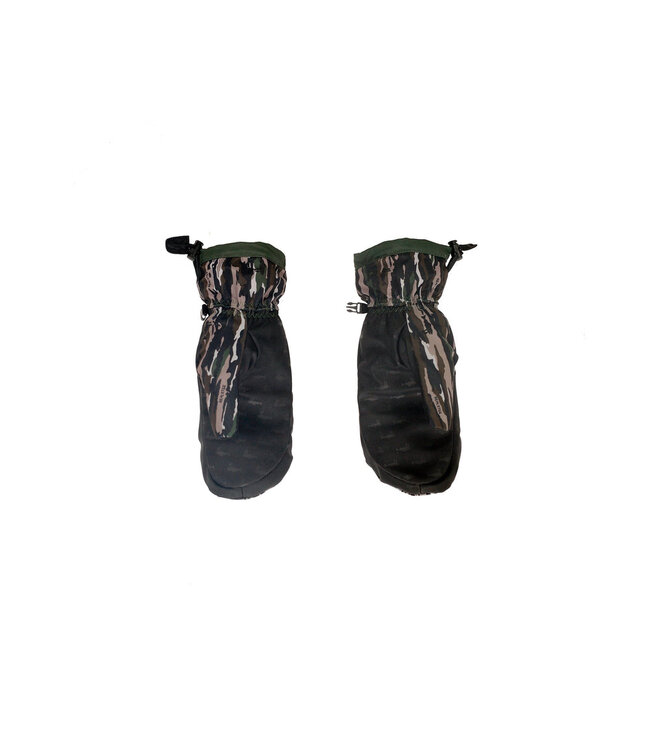 SALMON ARMS TEAM MITT REAL STEE 2026