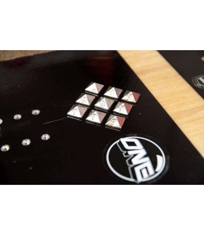 ONEBALL JAY PUNKER STUDS TRACTION PAD
