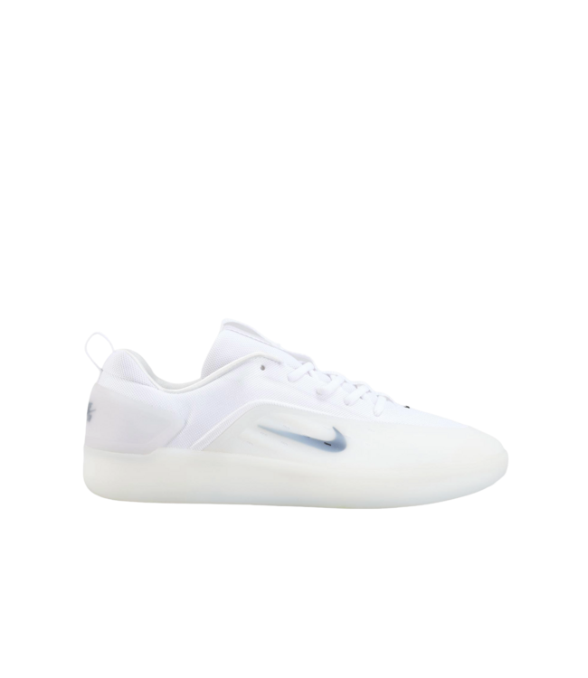 NIKE SB MENS ZOOM NYJAH 4 SHOES WHITE/BLACK