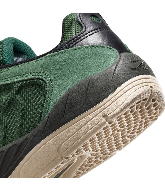 NIKE SB MENS VERTEBRAE SHOE (300) FIR/BLACK/SEQUOIA