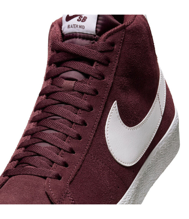 NIKE SB MENS ZOOM BLAZER MID (600) BURGUNDY CRUSH/SUMMIT WHITE
