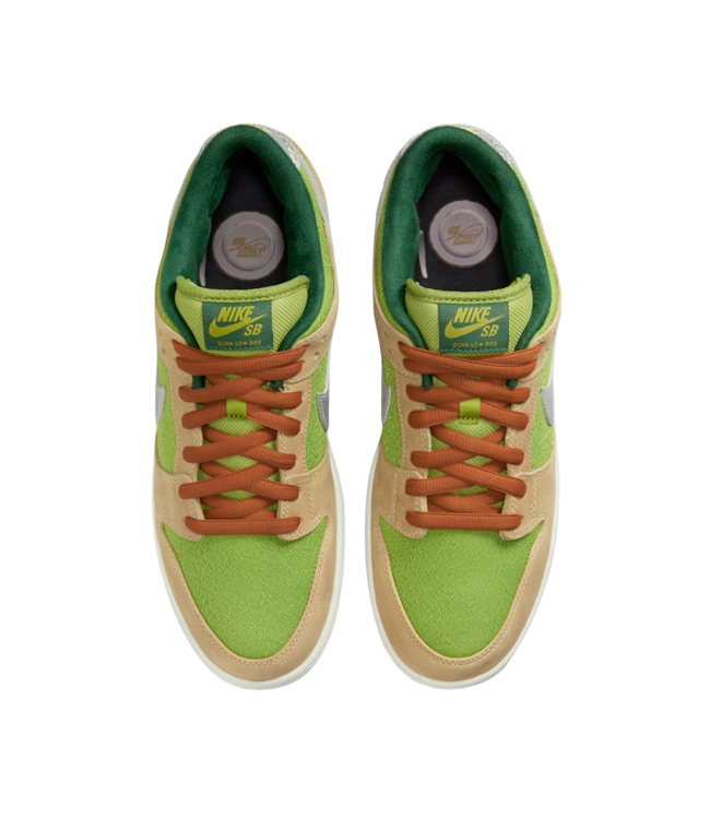 NIKE SB DUNK LOW PRO WC SHOE (200) SESAME/METALLIC SILVER PEAR