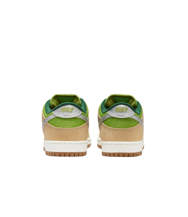 NIKE SB DUNK LOW PRO WC SHOE (200) SESAME/METALLIC SILVER PEAR