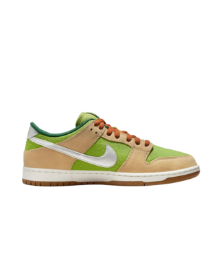 NIKE SB NIKE SB DUNK LOW PRO WC SHOE (200) SESAME/METALLIC SILVER PEAR