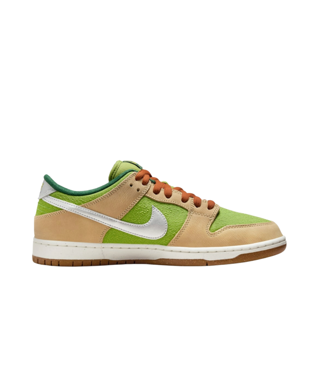 NIKE SB DUNK LOW PRO WC SHOE (200) SESAME/METALLIC SILVER PEAR