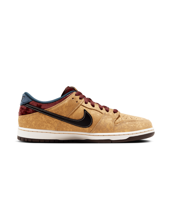 NIKE SB DUNK LOW PRO SHOE (200) CELESTIAL GOLD/BLACK