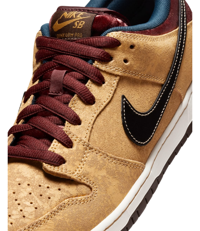 NIKE SB DUNK LOW PRO SHOE (200) CELESTIAL GOLD/BLACK