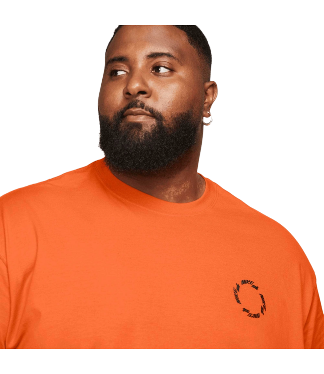 NIKE SB MENS WHEEL SHORT SLEEVE TEE (819) ORANGE