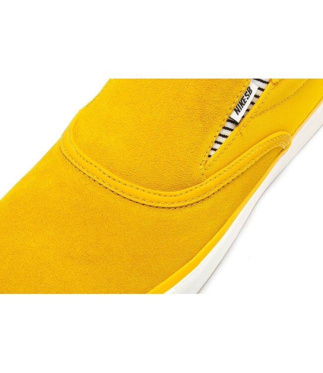 NIKE VERONA SLIP-ON PREMIUM SHOE DARK SULFUR