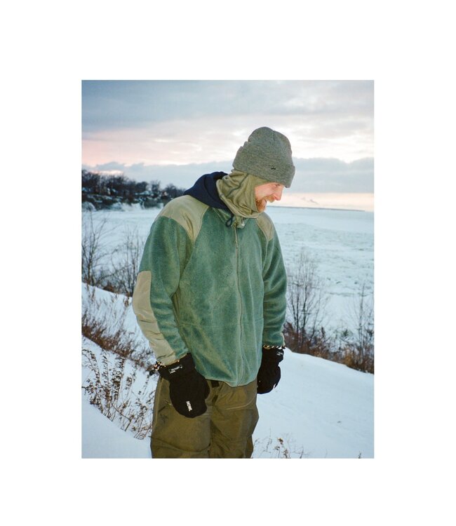 HOWL KUZYK MITT BLACK 2023