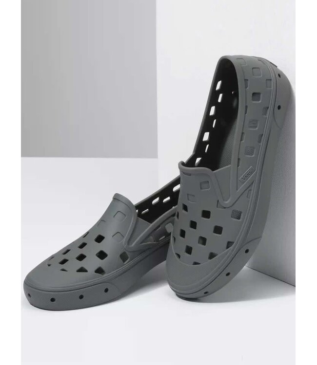 VANS SLIP-ON TREK SHOE PEWTER