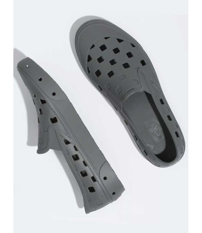 VANS SLIP-ON TREK SHOE PEWTER