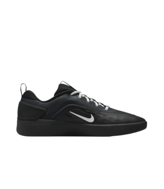 NIKE SB MENS ZOOM NYJAH 4 SHOES (002) BLACK/WHITE-BLACK-WHITE