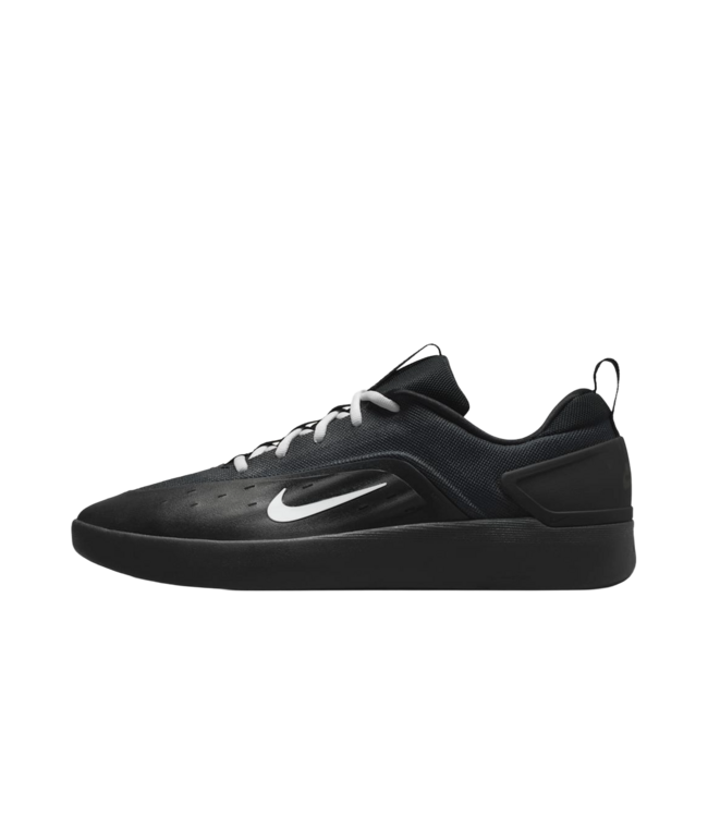NIKE SB MENS ZOOM NYJAH 4 SHOES (002) BLACK/WHITE-BLACK-WHITE