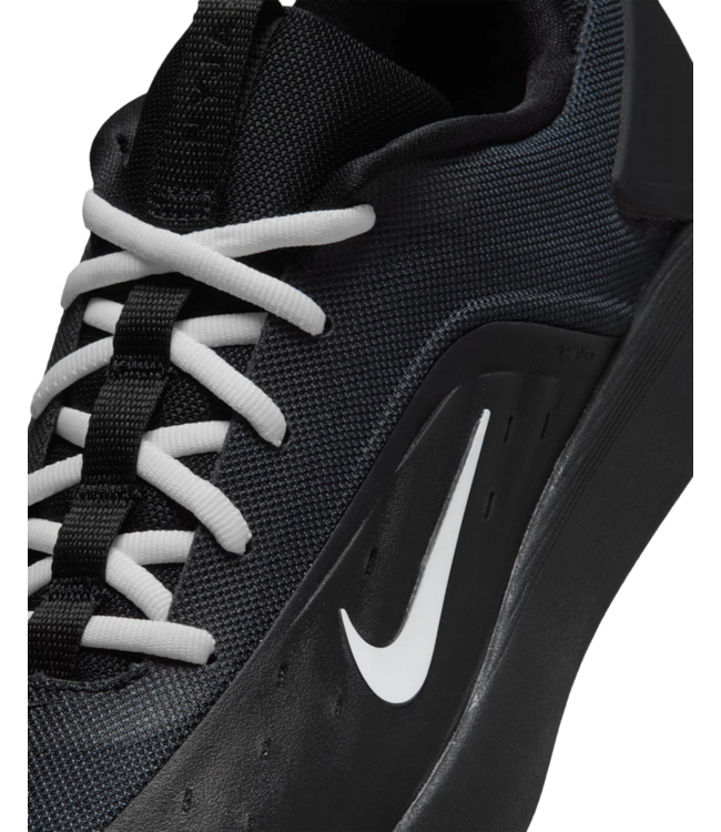 NIKE SB MENS ZOOM NYJAH 4 SHOES (002) BLACK/WHITE-BLACK-WHITE