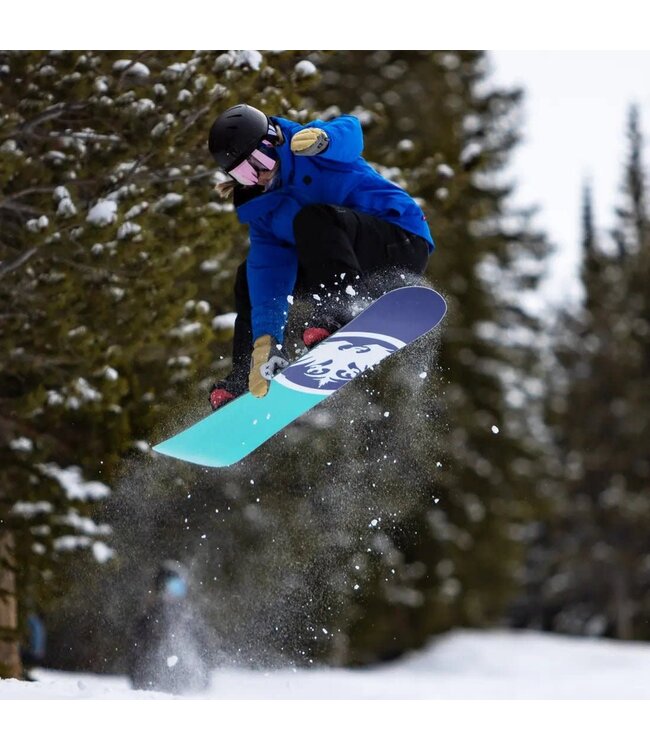 NEVER SUMMER WOMENS PROTO SYNTHESIS SNOWBOARD 2025