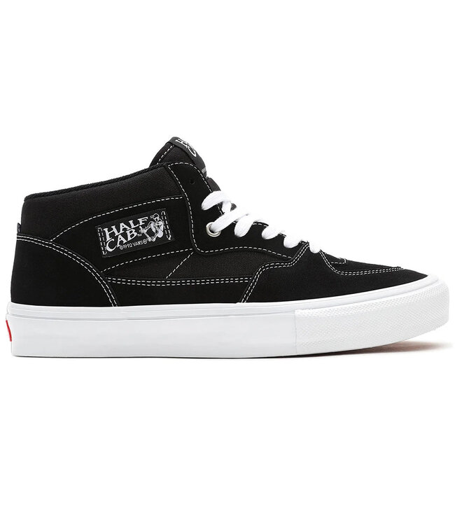 VANS SKATE HALF CAB SHOE BLACK/WHITE