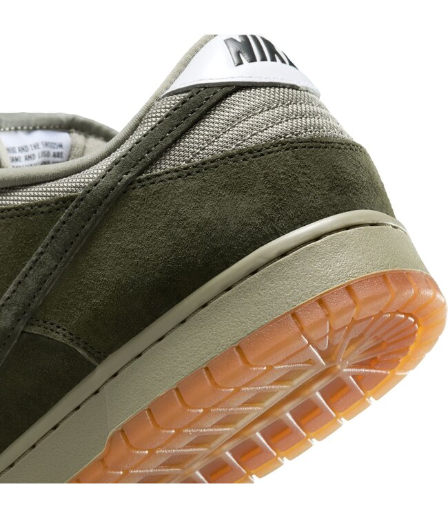 NIKE SB MENS DUNK LOW PRO B SHOES (301) SEQUOIA/SEQUOIA-LIGHT ARMY-WHITE