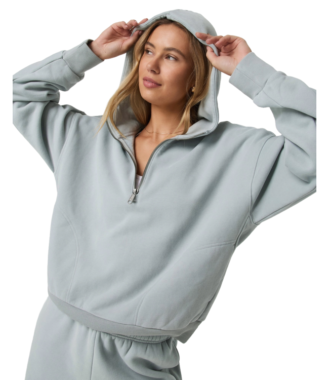 VUORI WOMENS RESTORE RELAXED HALF ZIP HOODIE BLUE HAZE